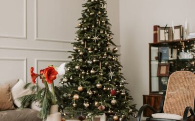 8 Insanely Beautiful Christmas Trees for Your Home This Holiday